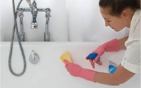 Cleaning Hotel Bathrooms